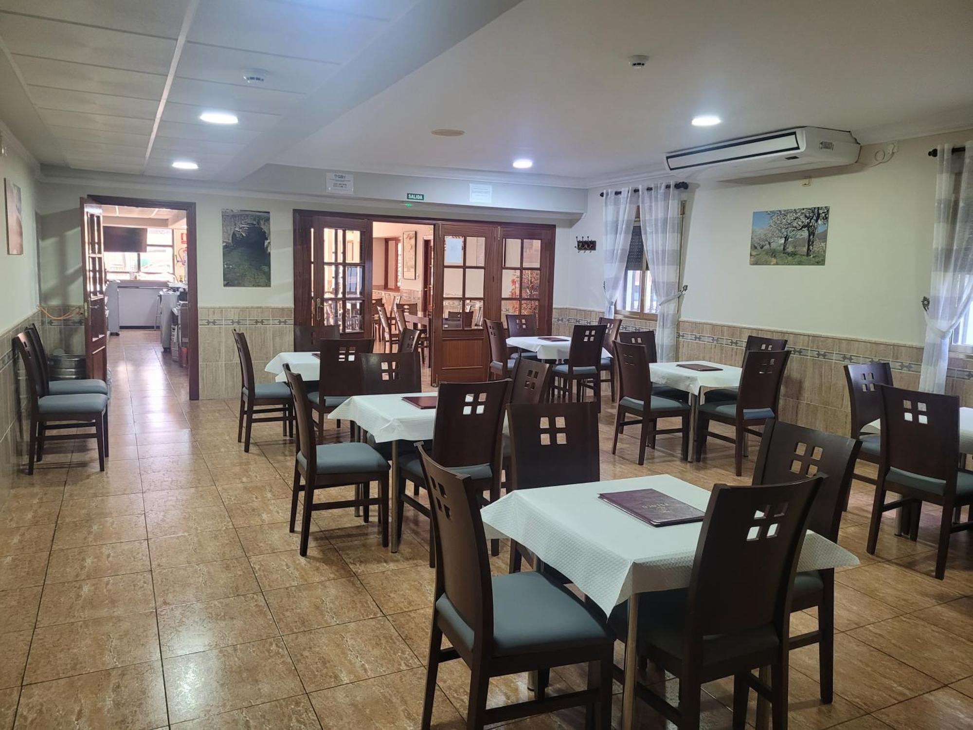 Hostal Restaurante El Paraiso Don Benito Exterior photo