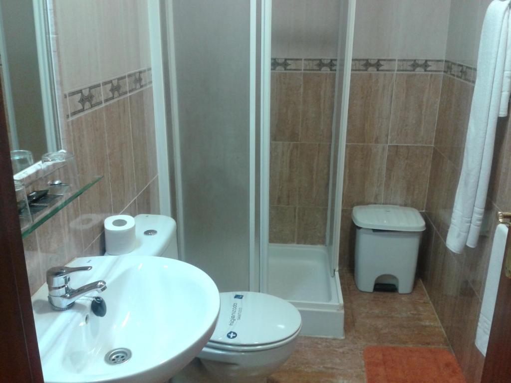 Hostal Restaurante El Paraiso Don Benito Room photo